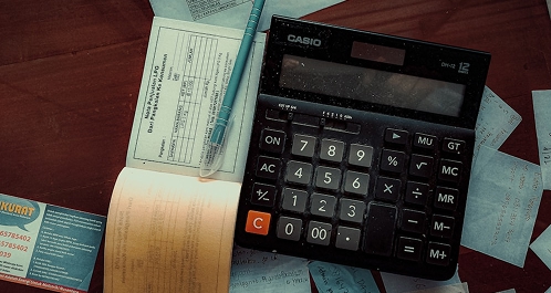 Pago de impuestos y aranceles