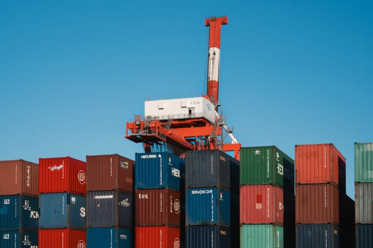 Demoras y almacenajes (demurrage y detention)
