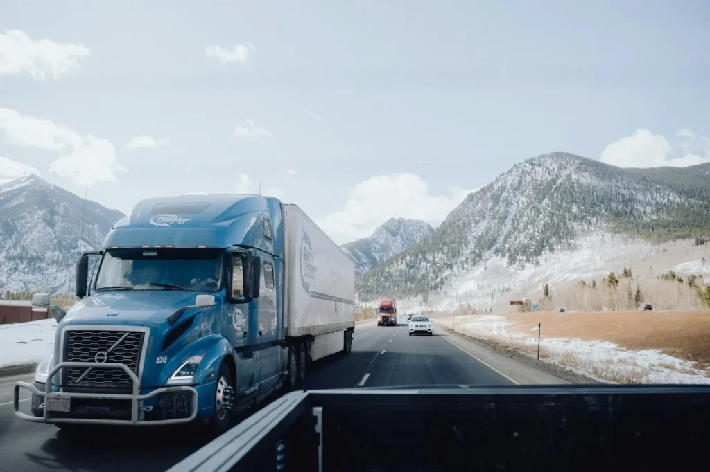 Truck configurations: tractor-trailer on a mountain highway